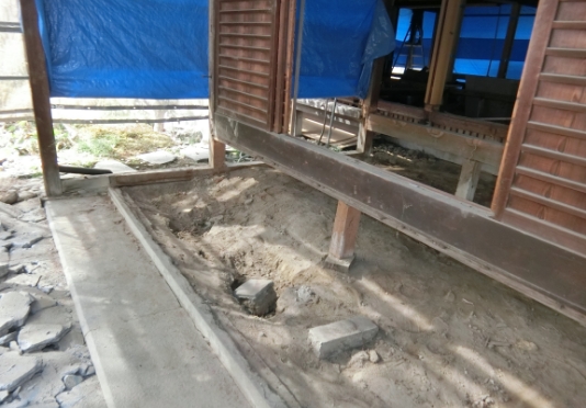 家の傾き修正工事の施工例